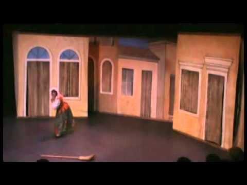 Caratteristiche della commedia e del dramma